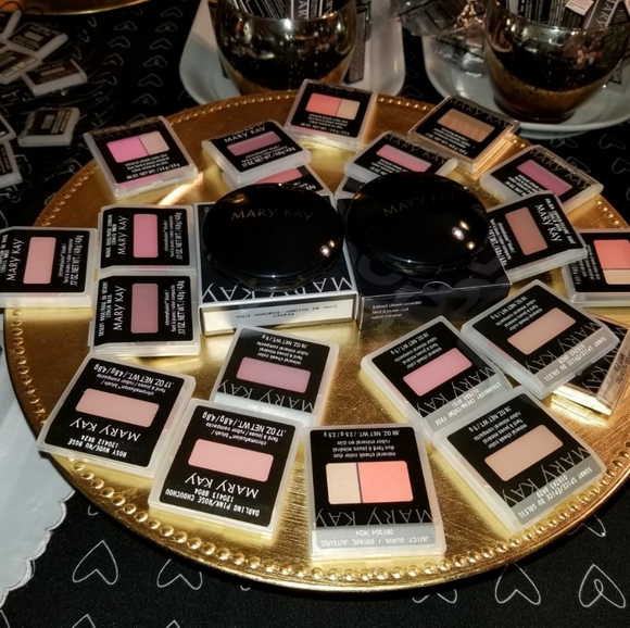 Mary Kay Make-Up Chromafusion Blush Set - Picture 1 of 1